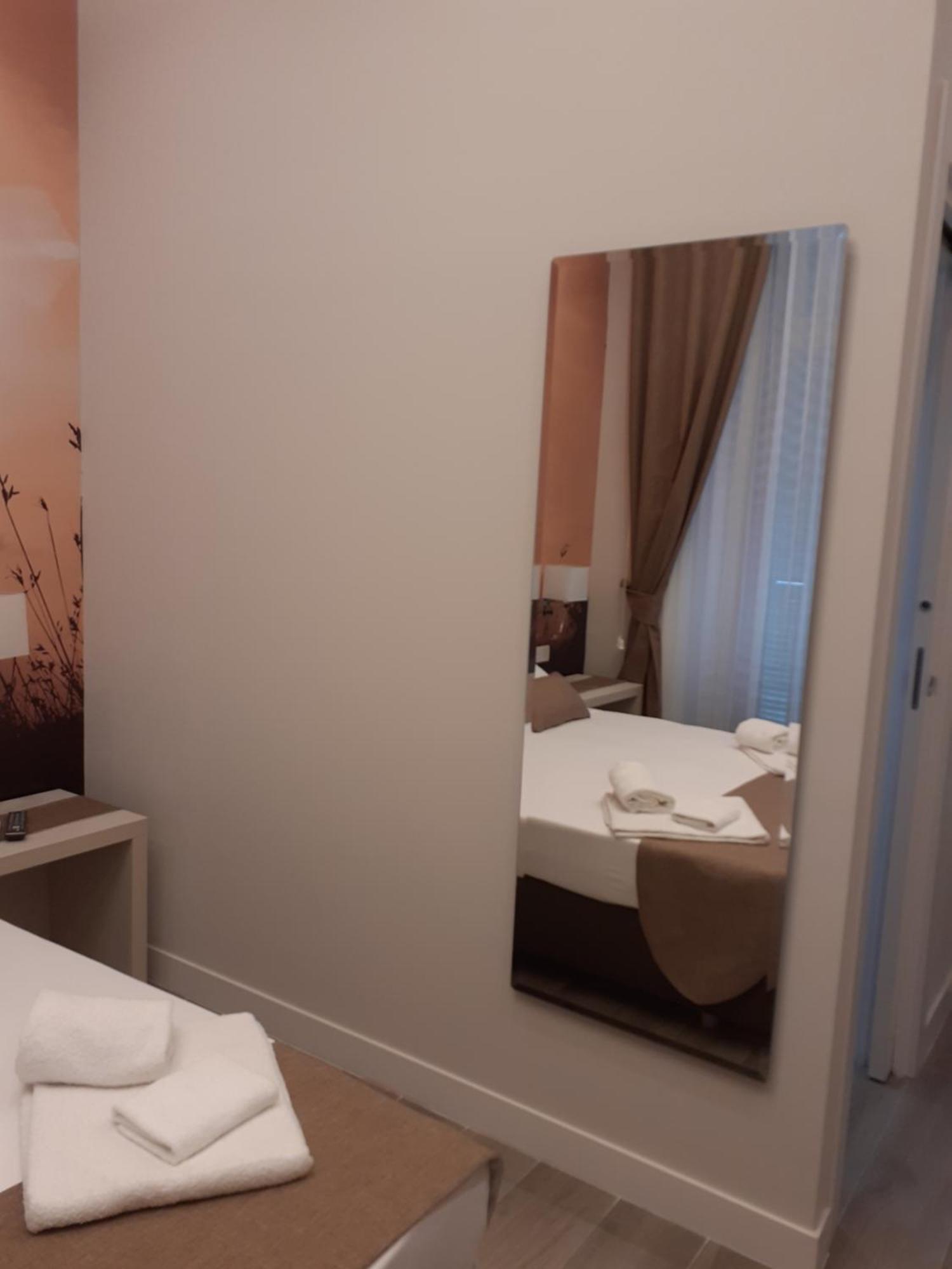 Dante Relais Hotel Napoli Bagian luar foto