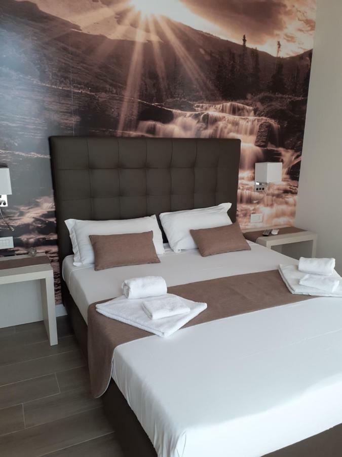 Dante Relais Hotel Napoli Bagian luar foto