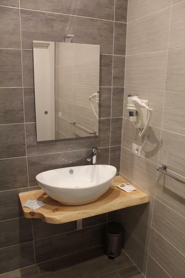 Dante Relais Hotel Napoli Bagian luar foto
